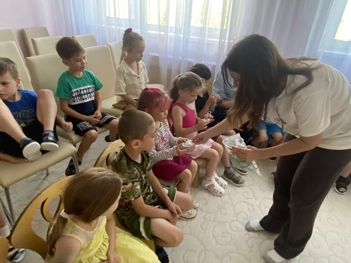 В гостях у ребят — Здравчик! 🍎